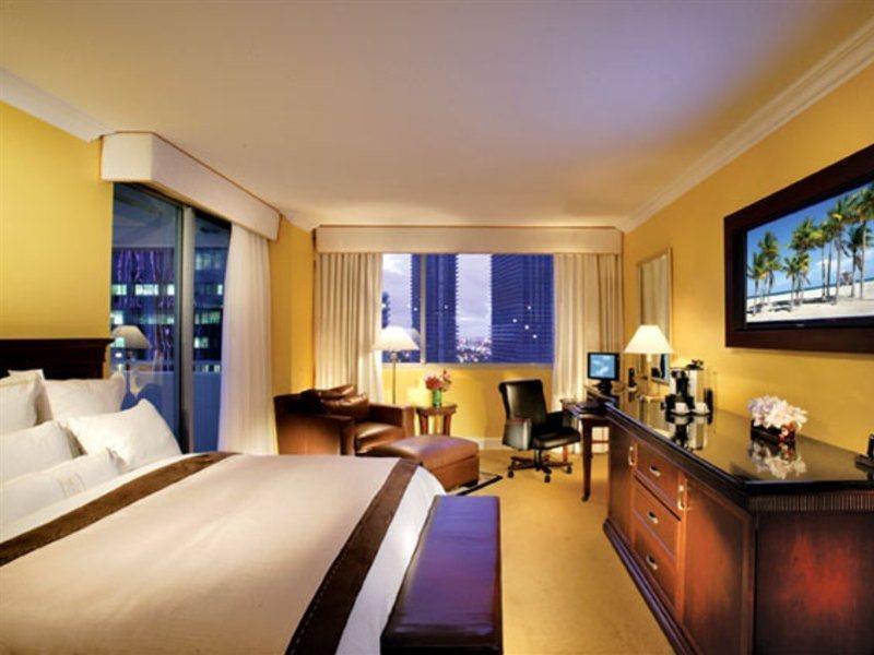 Jw Marriott Miami Hotel Room photo